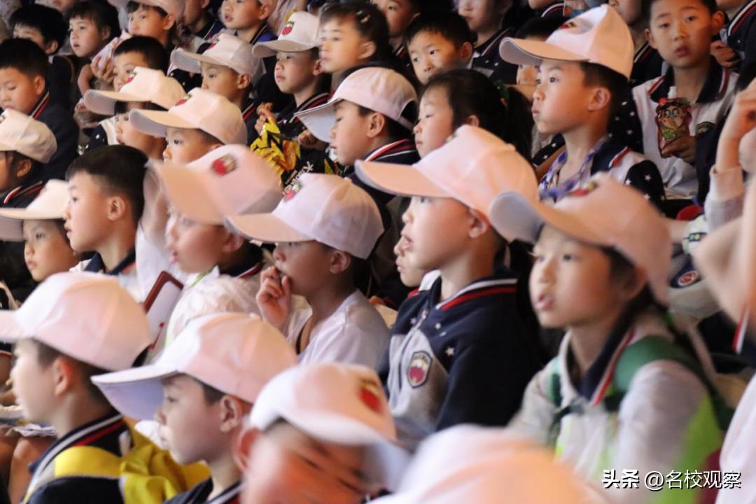 蔚蓝做苍穹，鱼儿变繁星！新川学子，走进浩海立方，探秘无限海洋