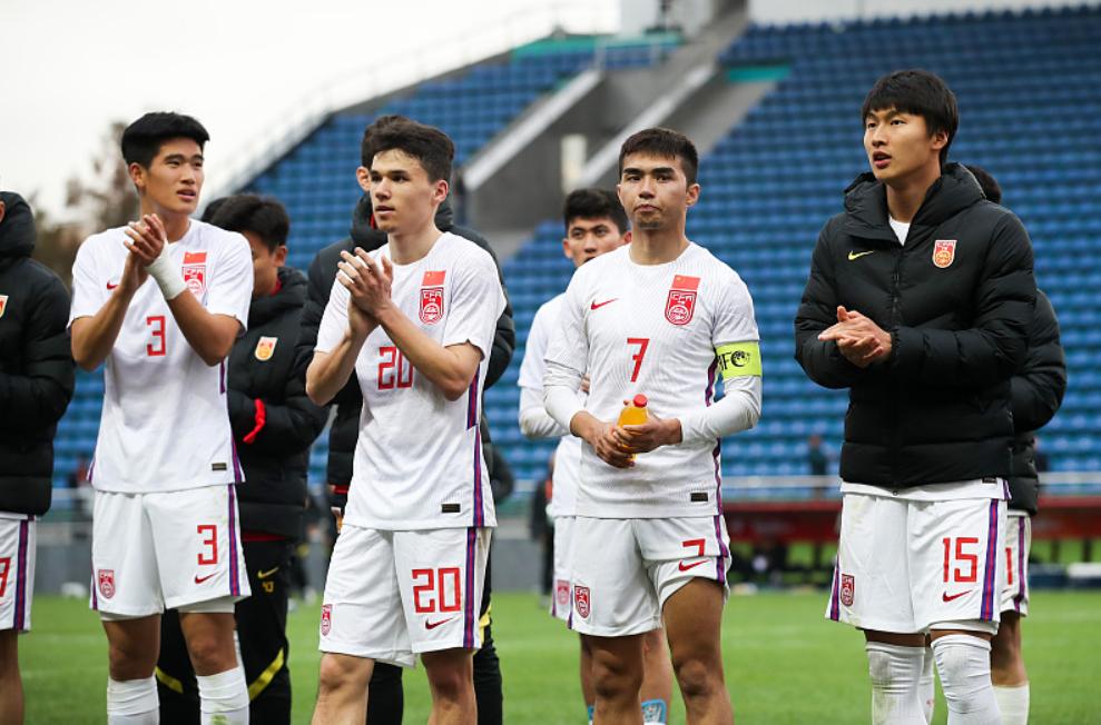 国足0-3不敌韩国中国球员评分,国足0:1对阵韩国首发阵容