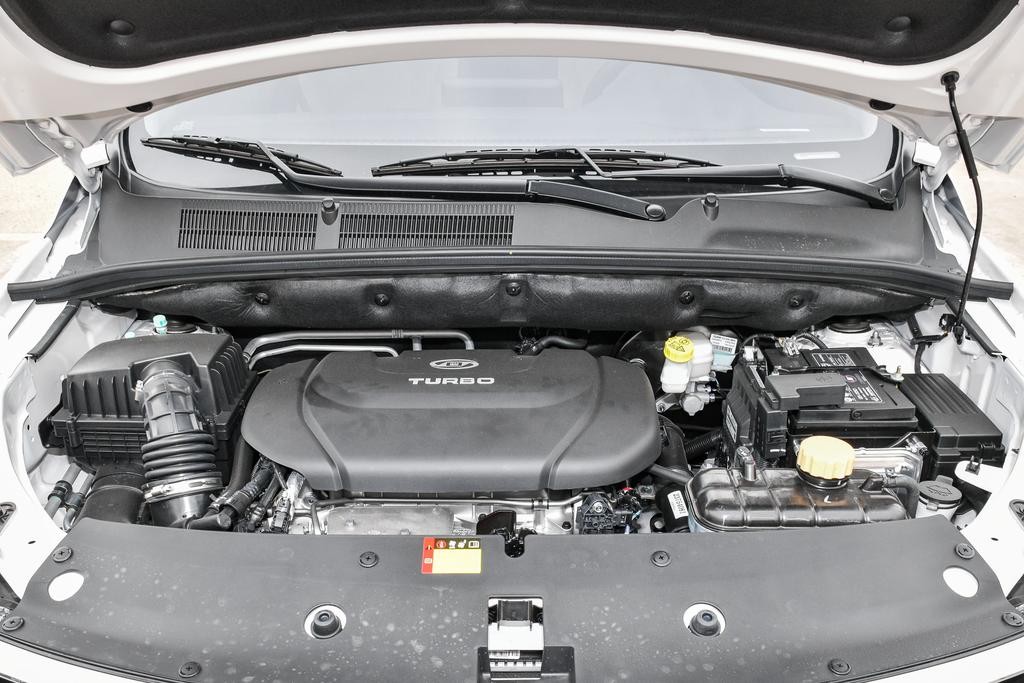 宝骏7305座,2021款宝骏730cvt试驾