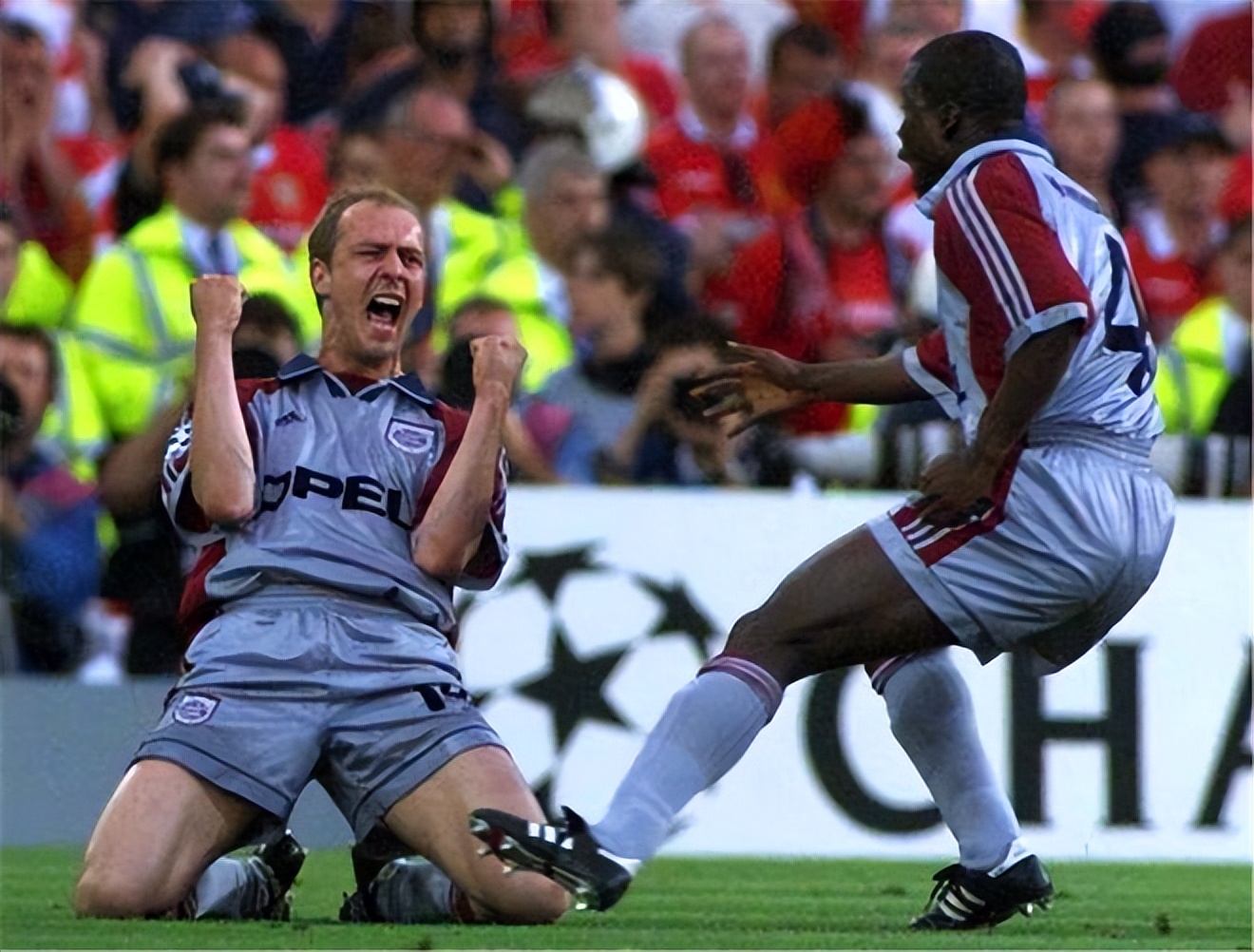 错过尤文，惹怒拜仁，还得罪了三任德国队主帅，德甲金靴不够职业