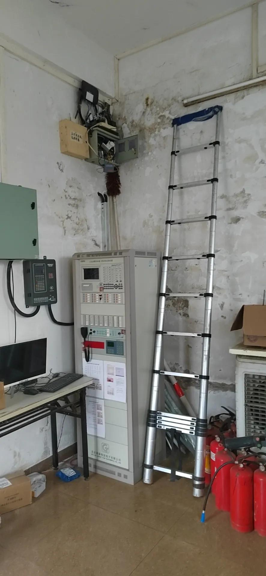 维修监控摄像头无网络视频信号摄像机无画面显示监控头坏了教程