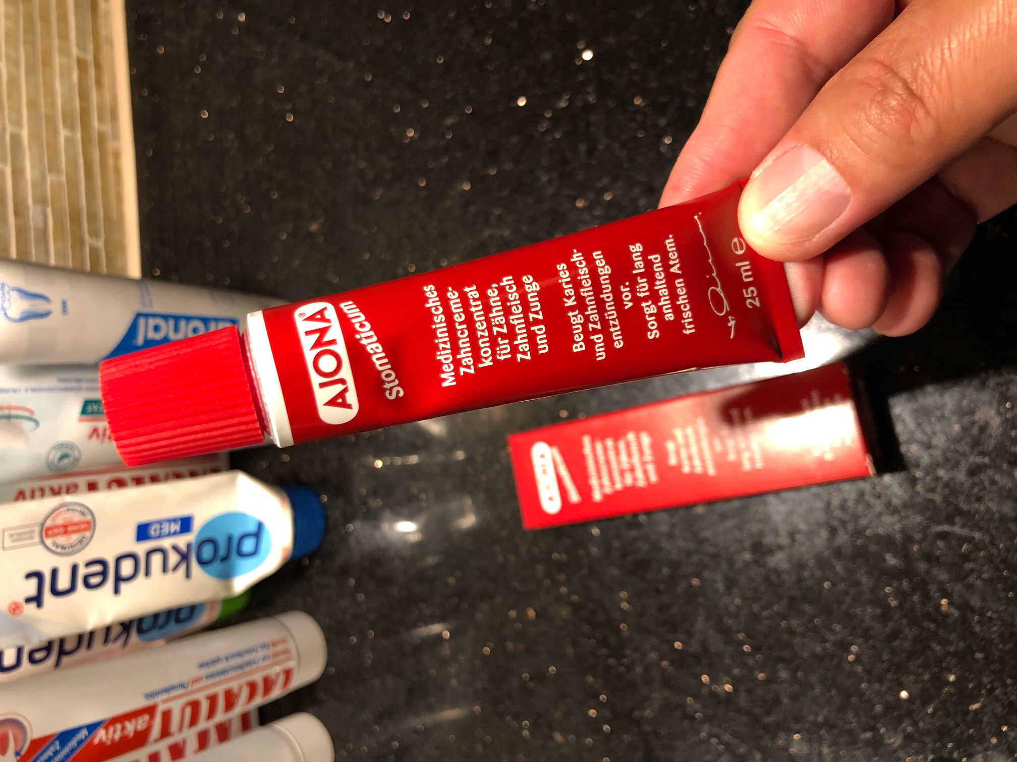 改善牙龈出血美白的牙膏科普,最好的防治牙龈牙周病的牙膏