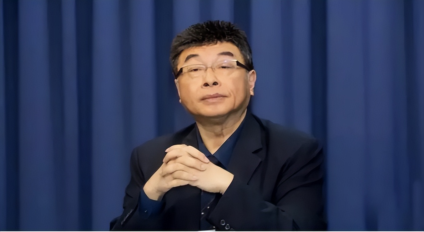 邱毅与台将军谈台海军力对比,台军邱毅