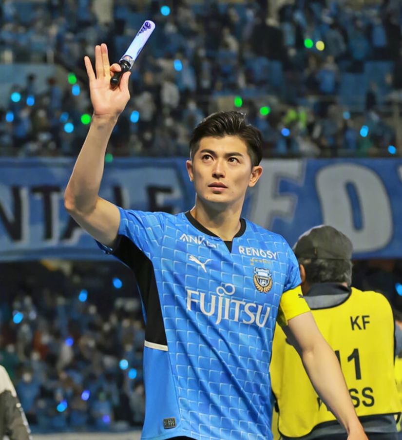 世界杯男足高颜值太太团,日本男足太太团亚洲杯