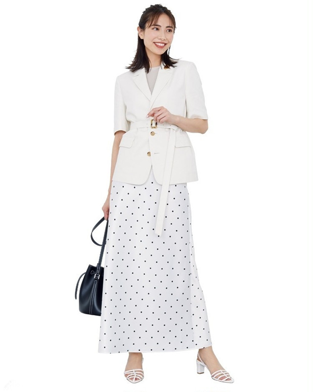 黑白色怎么搭配才好看,黑白色如何搭配出高级感