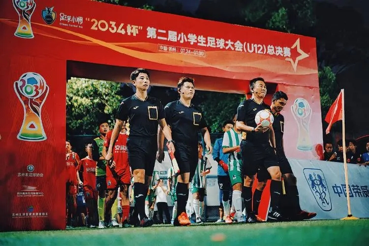 从国青“不美丽的大脚”惨胜谈中国足球青训(一)