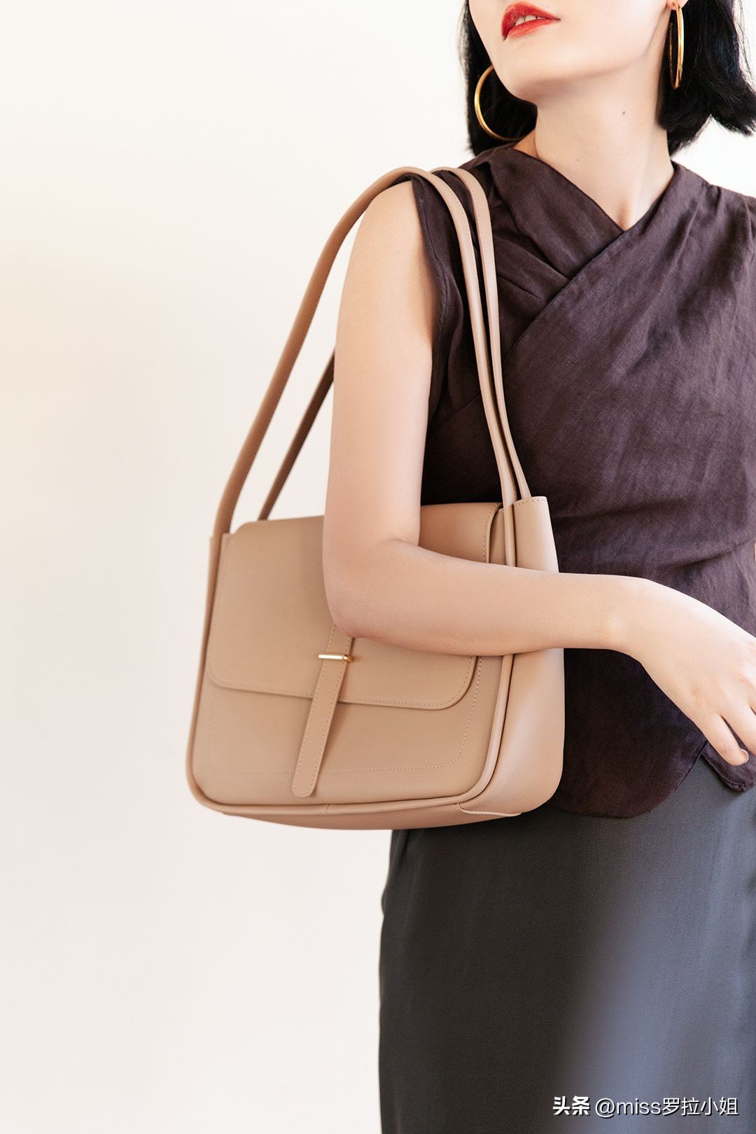 都怪这只包太美丽，忍不住一看再看