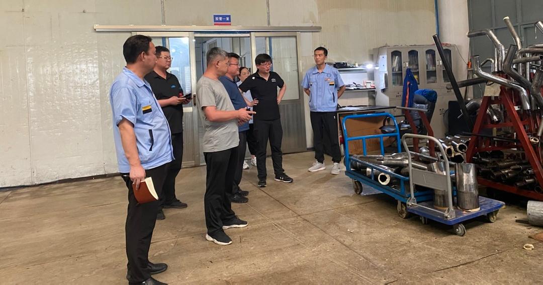 随着疫情稳定各地正加快复工复产,疫情防控暨安全生产工作推进会