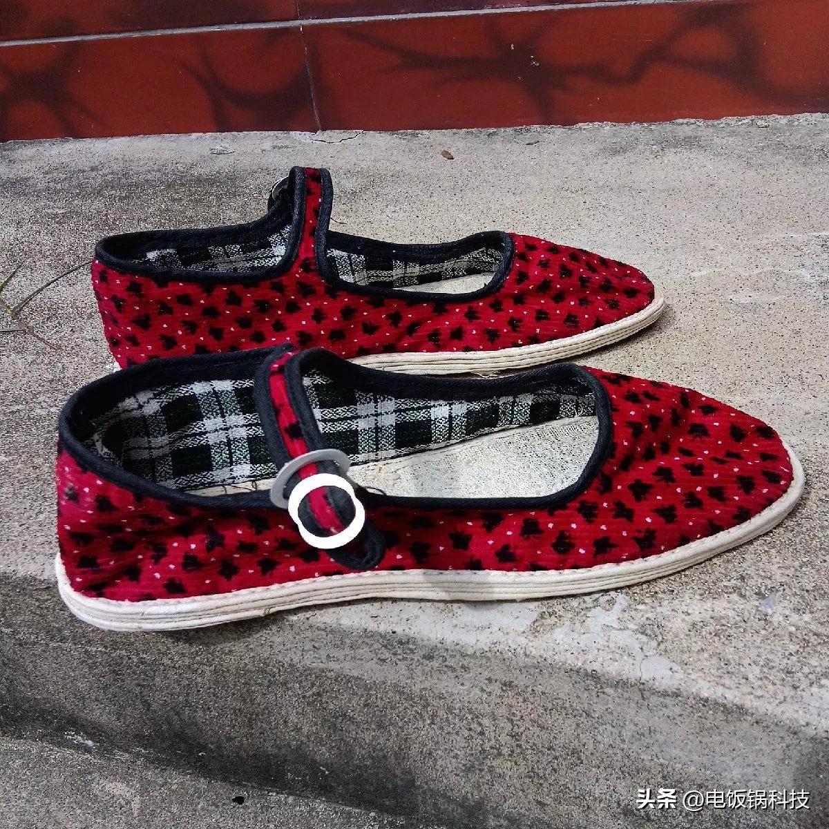 穿过这几款鞋子你就老了,回忆年轻时候穿过的超高跟鞋