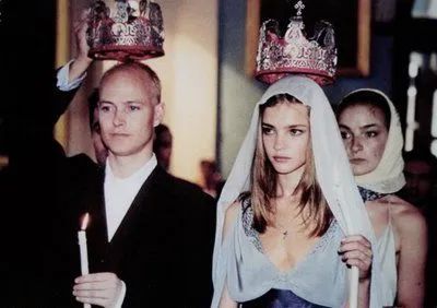 身价200亿LV太子妃找回失散多年的亲妹！网友傻眼：还缺妹妹吗？