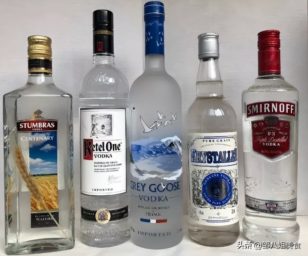 大量外国游客入境中国,大量外国人涌入中国旅游