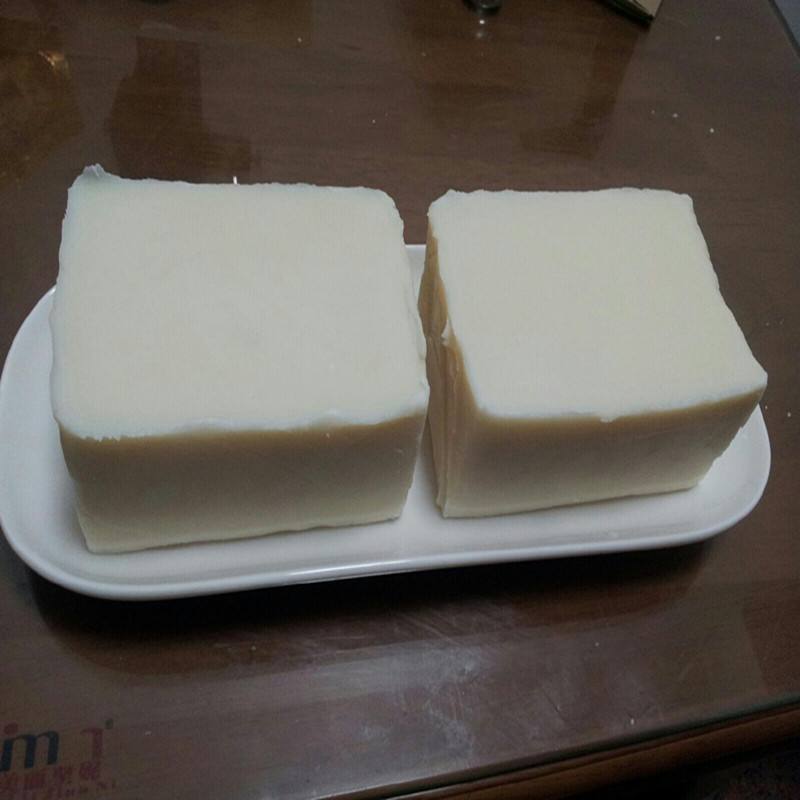 你怎么在我买的猪油里混了哈喇子啊！回复：你在狗叫什么？