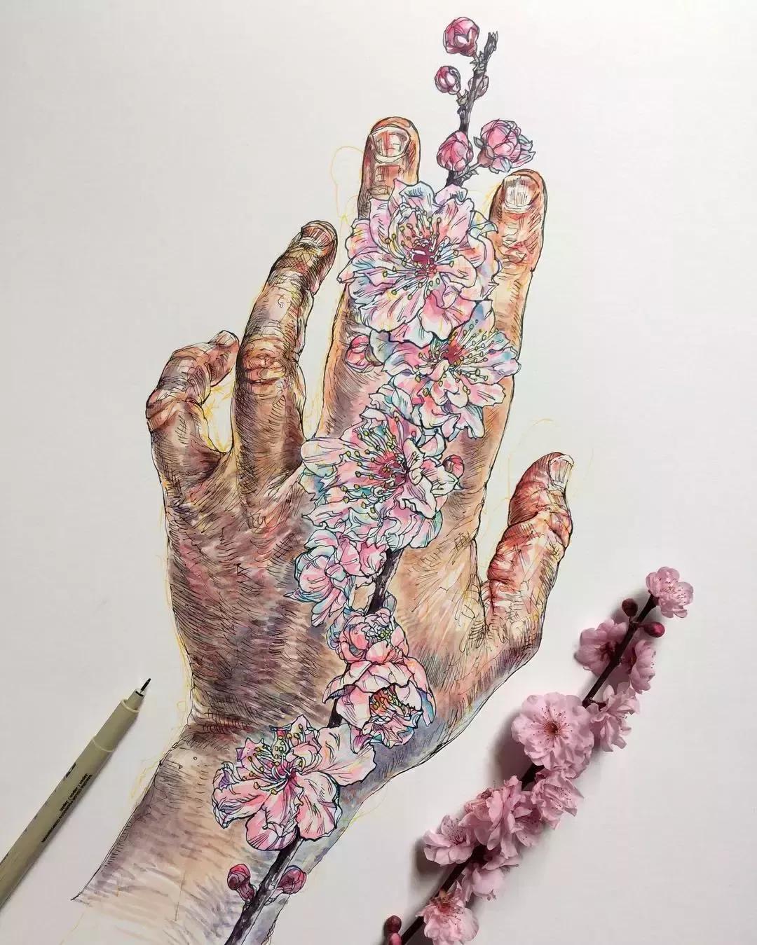 把手张开,才能争取更多机会,把手合隆,就能牢牢把握住机遇