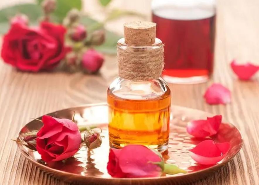 云南一小伙打工5年回家,云南小伙14岁创业18年