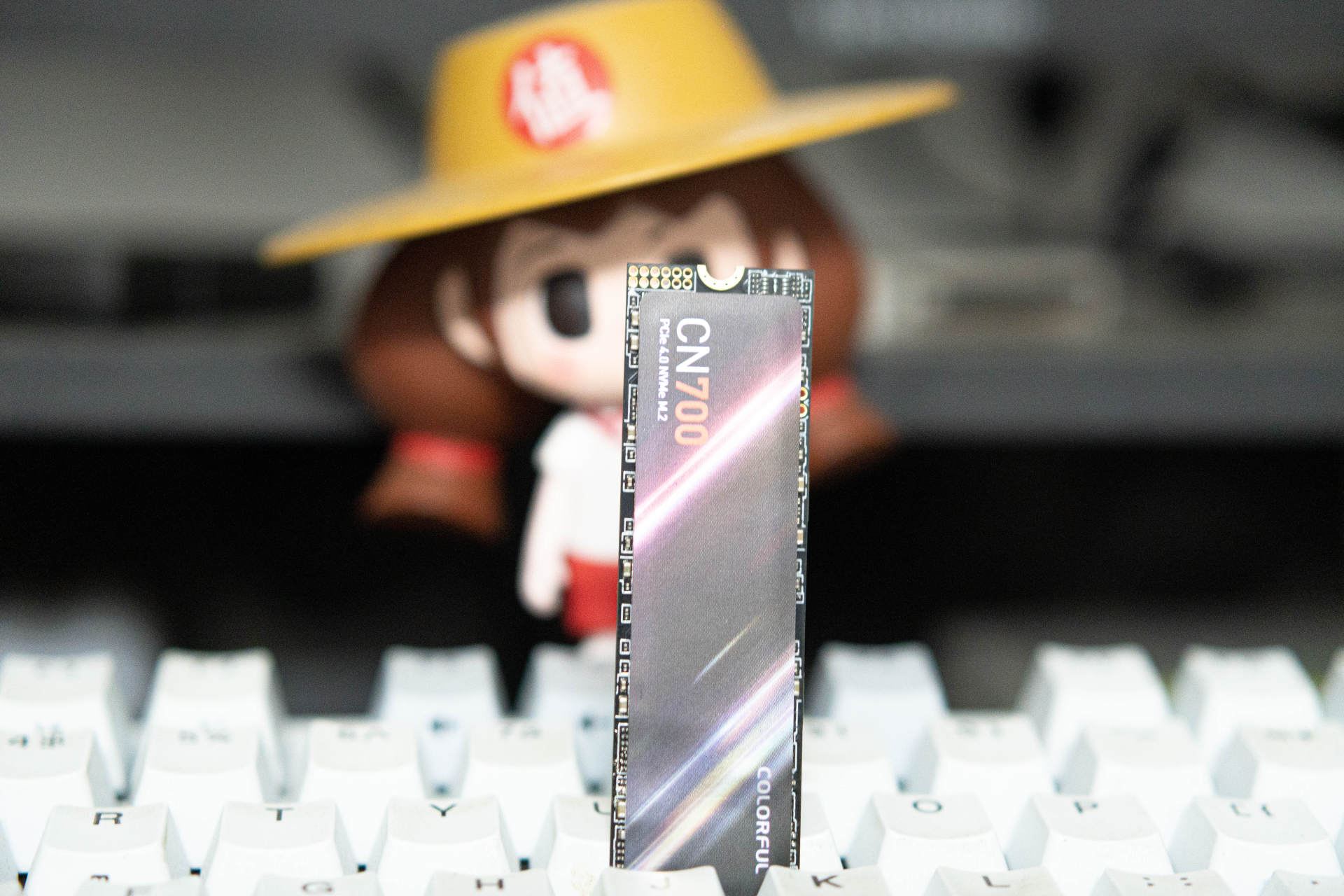 PCIe4.0的SSD才是真的快！七彩虹CN700实测