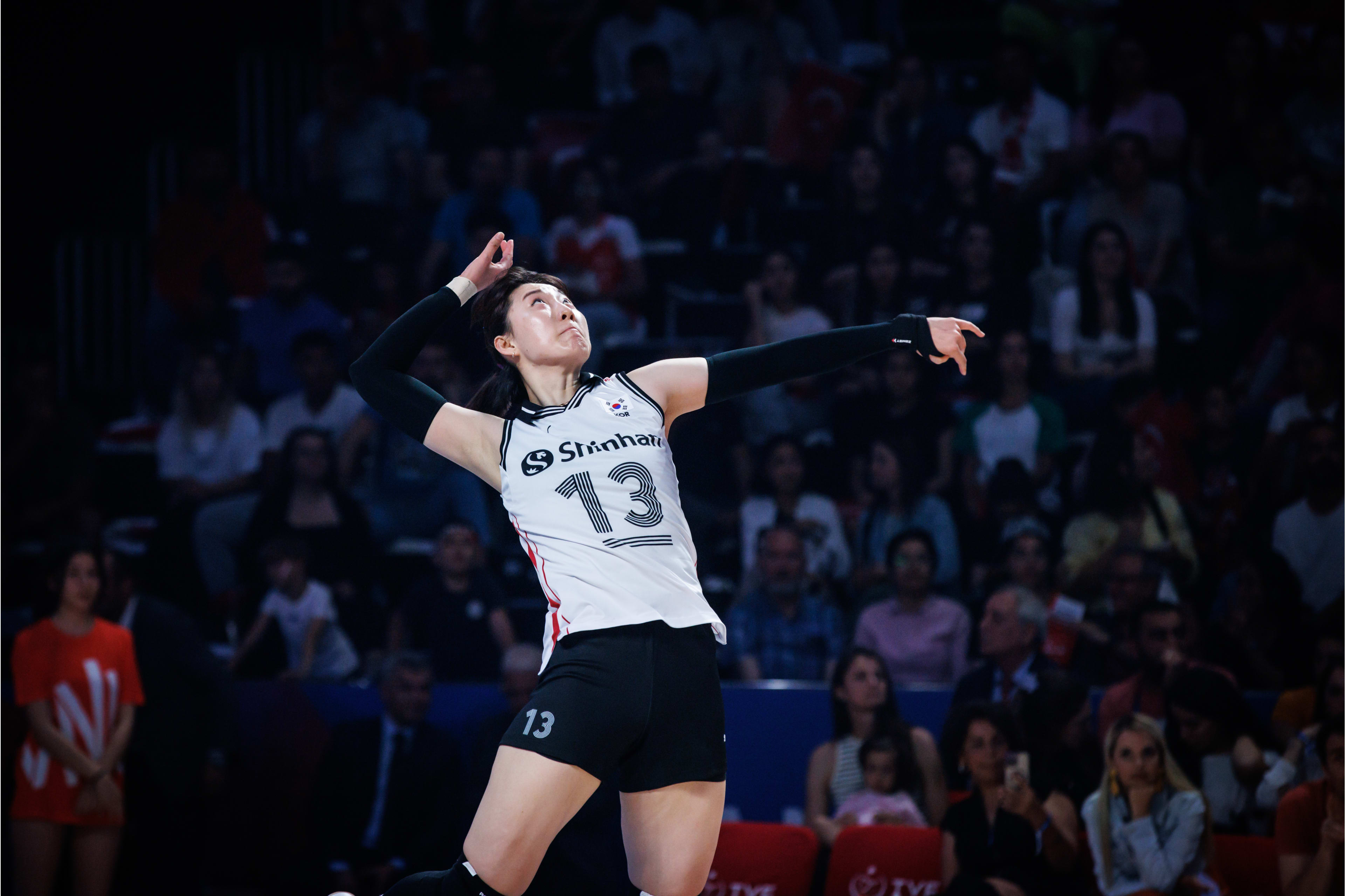 女排世联赛中国对波兰直播,女排世联赛最新赛程中国对意大利