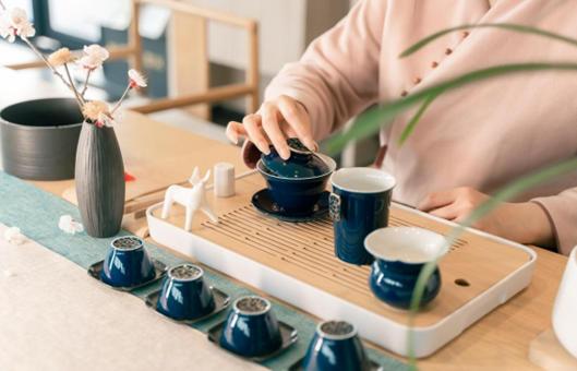 茶叶能存放几年还能喝吗,存放了几年的茶叶还能喝吗