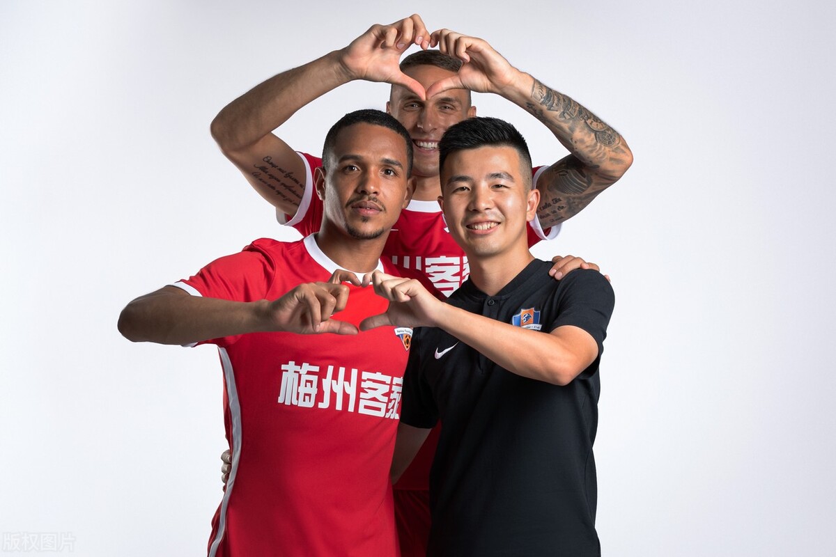 新征程新国安新作为主题海报,新征程图片创意