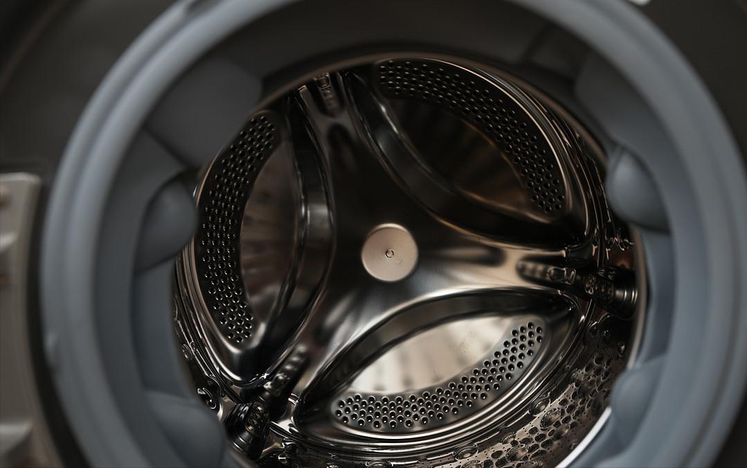 超越妈妈手洗？LG星云黑洗烘套装，AIDD直驱+双变频热泵香不香？