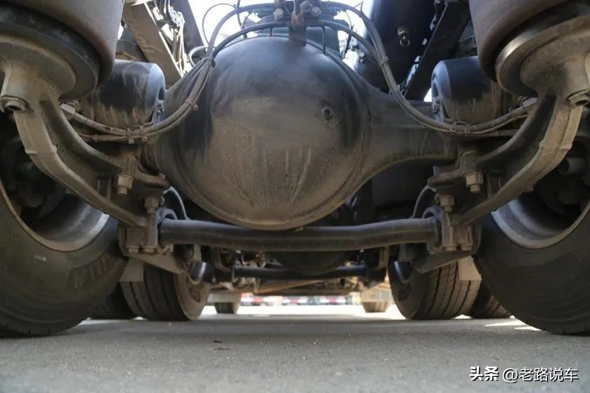 奔驰actros2653测评,国产奔驰重卡actros优享版