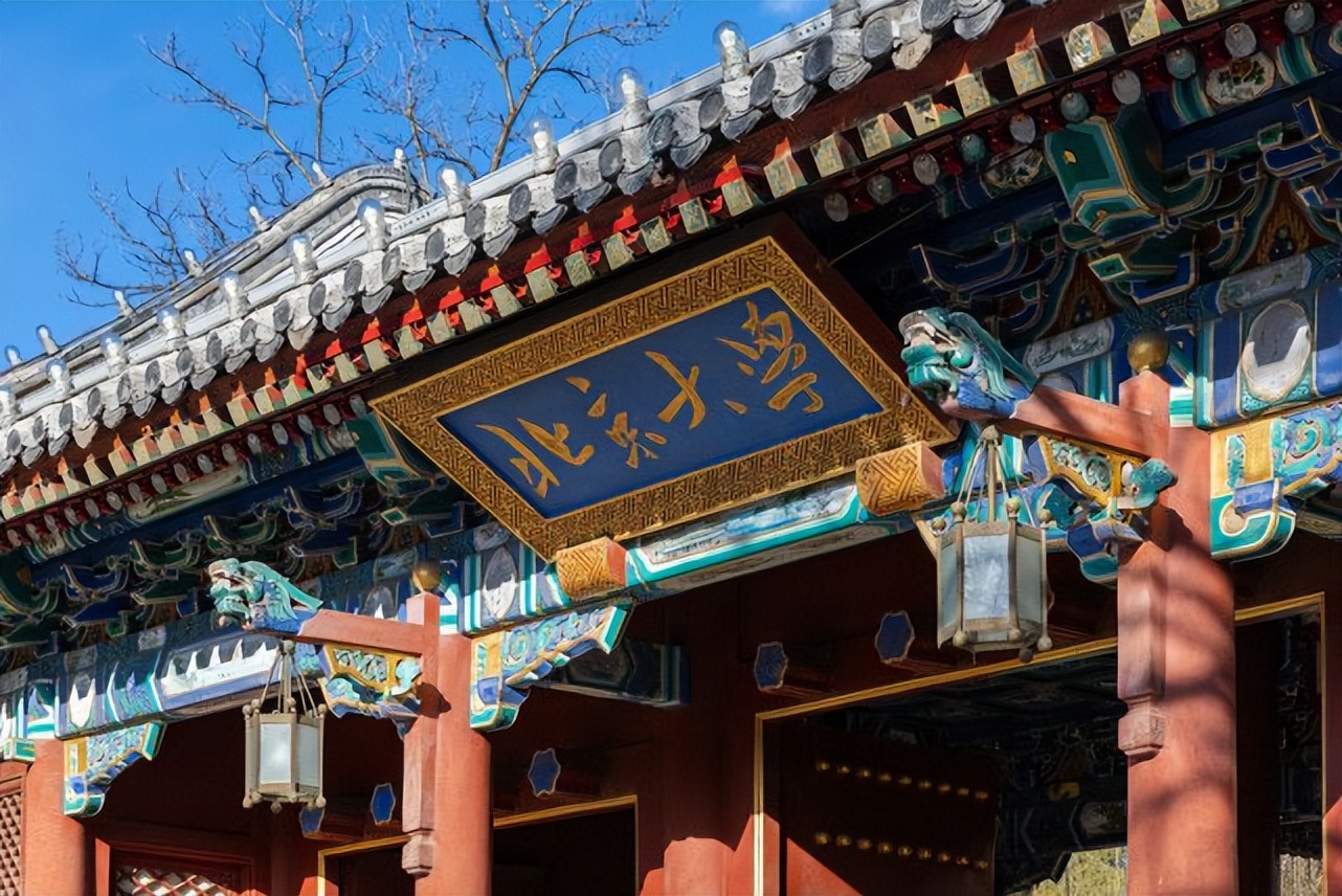 与谷歌分庭抗礼，投入超1000亿研发AI，百度李彦宏到底有何本事