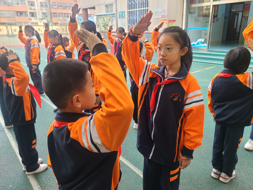 喜迎20大争做好队员主题云队课,喜迎20大争做好队员主题中队活动