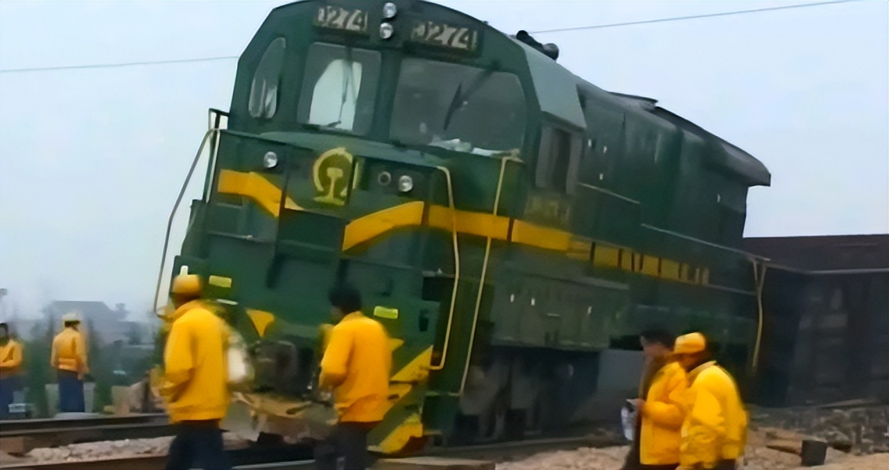 中国的内燃机车有哪些,中国现在服役的内燃机车