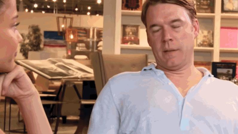 美国男子爱上巴西21岁女模特，男子多次前往巴西与她约会