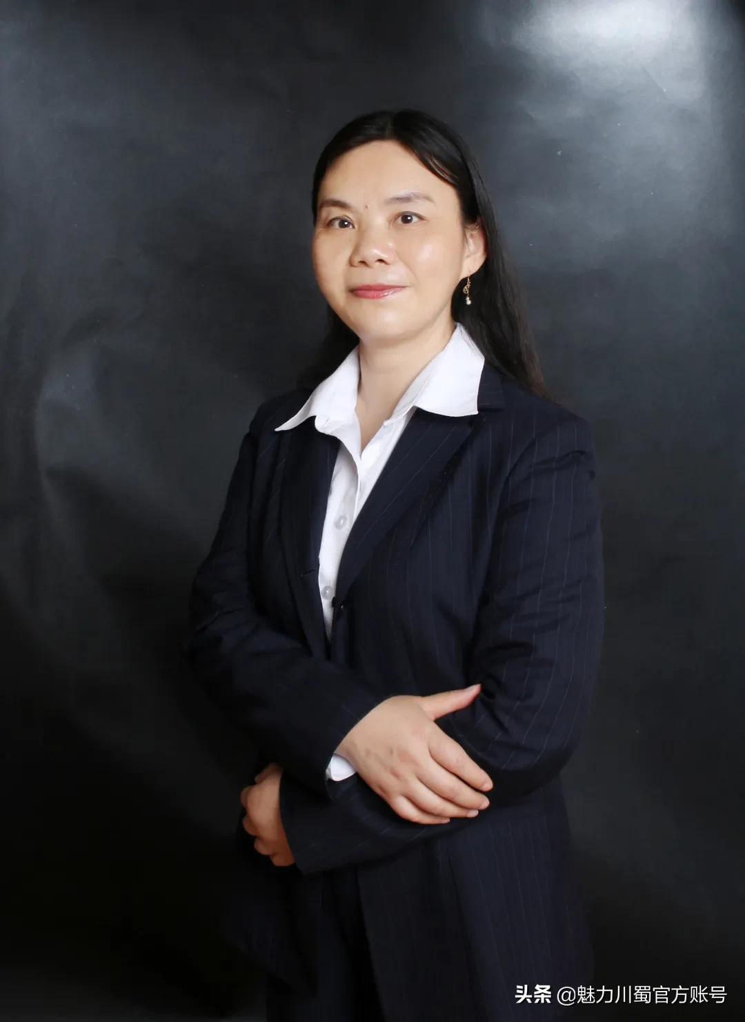 绵阳外国语学校李俊老师,绵阳外国语学校历史老师