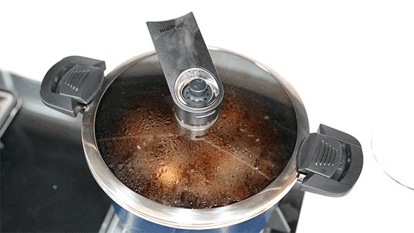 让所有还在挑选锅具的人知道你的名字：HAPPYCALL真空真鲜锅