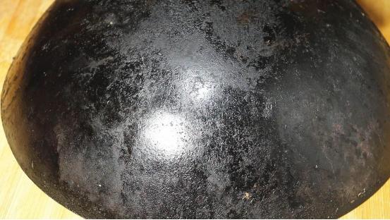 锅不管怎么洗都脏,锅不要了怎么处理扔掉