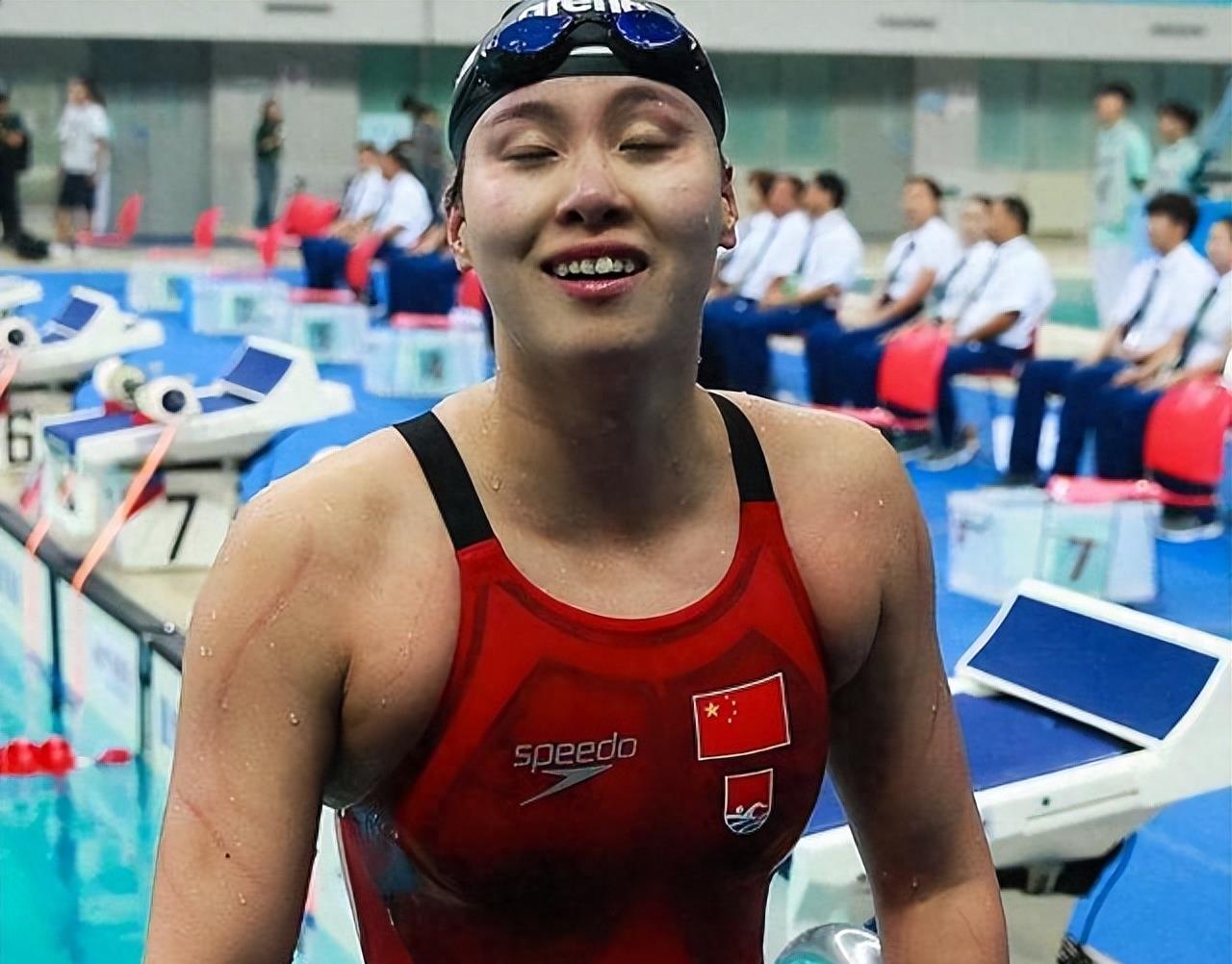 血泪抗争:女运动员赛前“刮毛”、赛后强忍痛扯泳衣