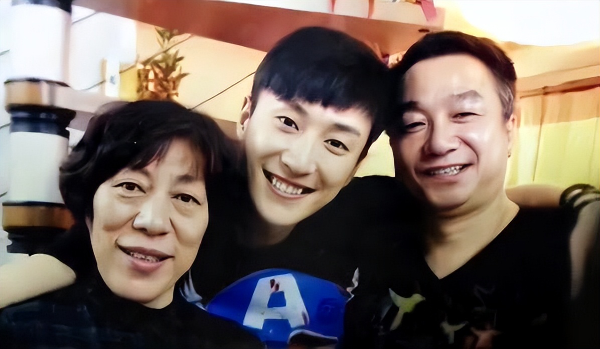 乔任梁去世发文悼念亲朋好友,乔任梁去世2周年