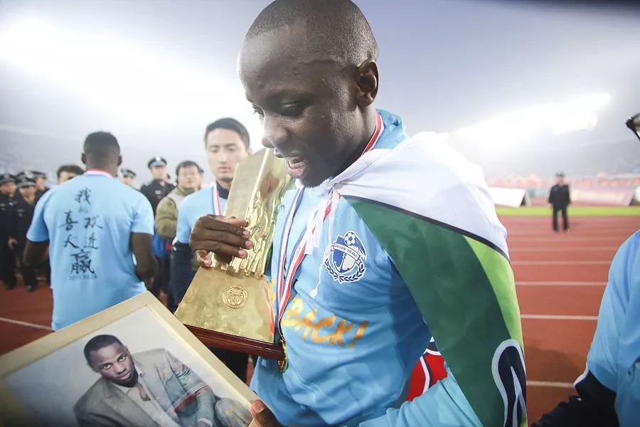 穆谢奎效力过几个球队,穆谢奎打篮球