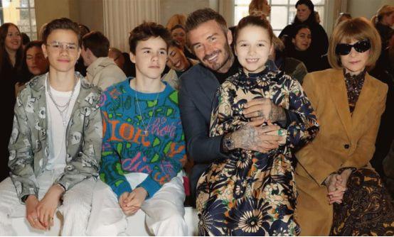 贝小七可爱视频,贝小七萌照惹人疼爱