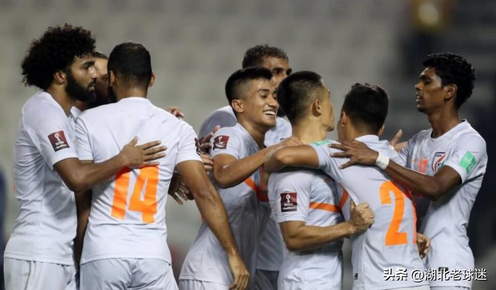 四国友谊赛：14亿人口大国轻取弱旅，国足亚洲杯对手打入3球