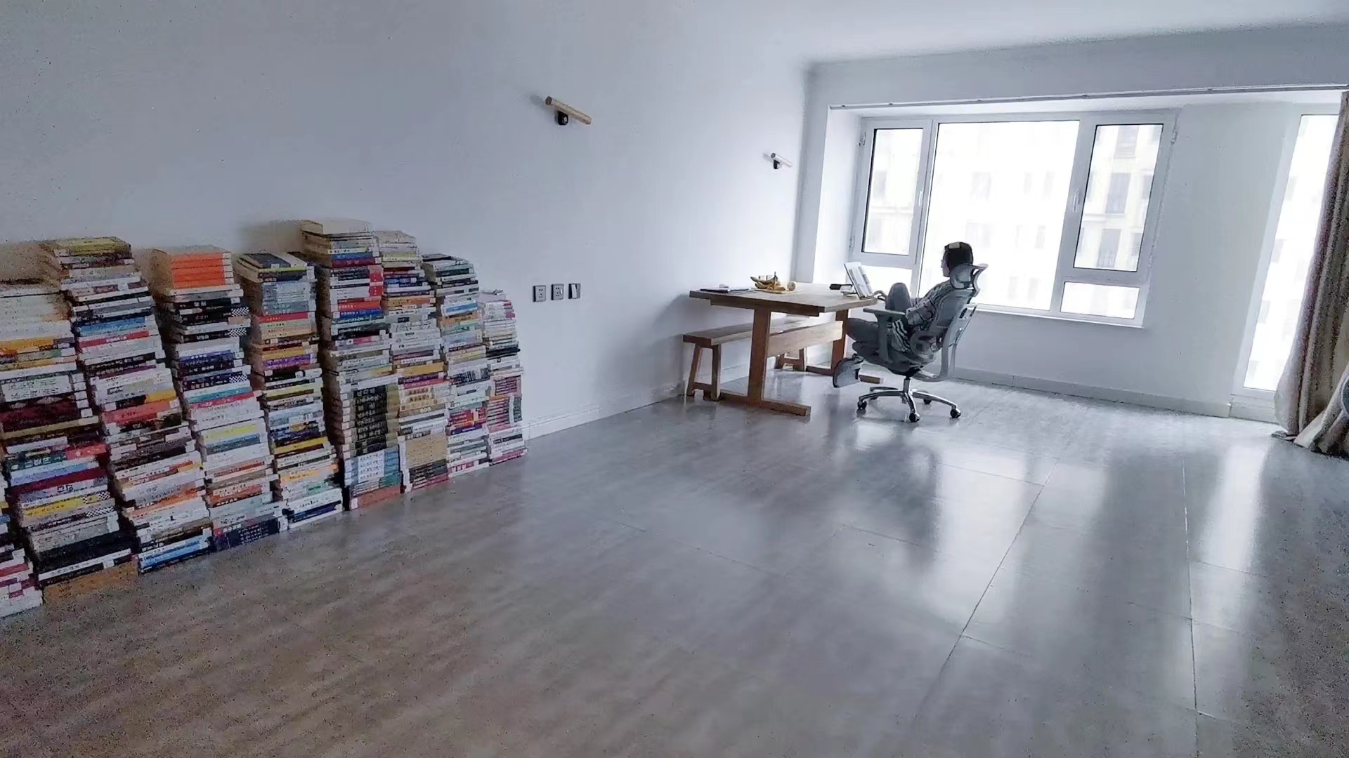 那个坚持“不消费”的断舍离女孩,捡蔫菜、蹭朋友,如今怎样了?