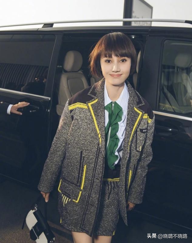 袁泉现在短发发型图片,袁泉的长发和短发照片