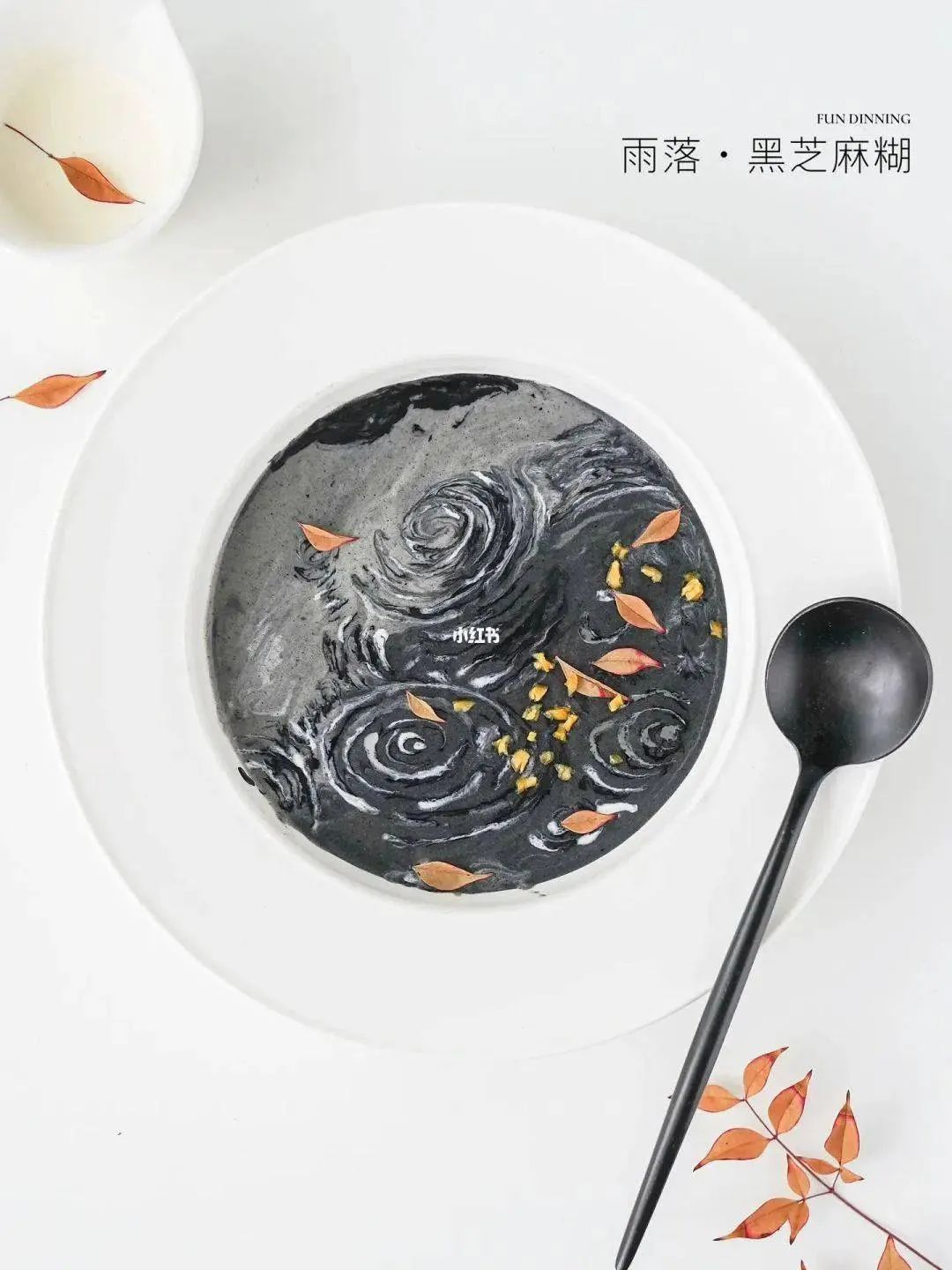 90后女孩自制食品,妈妈把食材变成不可思议的艺术品