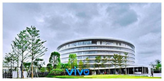 opporeno7pro和华为nova8pro,opporeno6pro+和华为p40pro哪个好