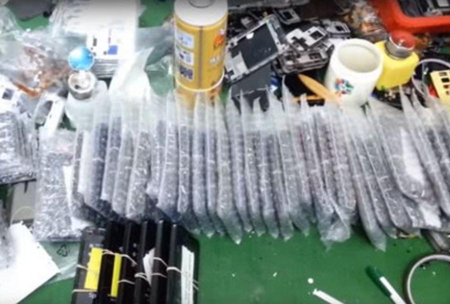 华强北一代山寨机鼻祖陈金陵,华强北山寨机大王陈金陵年轻照片