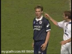 男足战术笑死对手,中国男足爆笑名场面握手