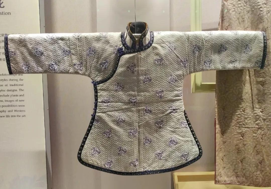 中国丝绸博物馆和中国之江博物馆,博物馆中国的服装