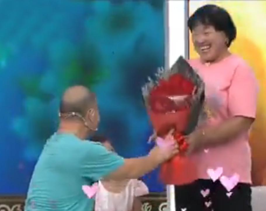 武大郎宋文华的老婆是谁,武大郎宋文华和夫人