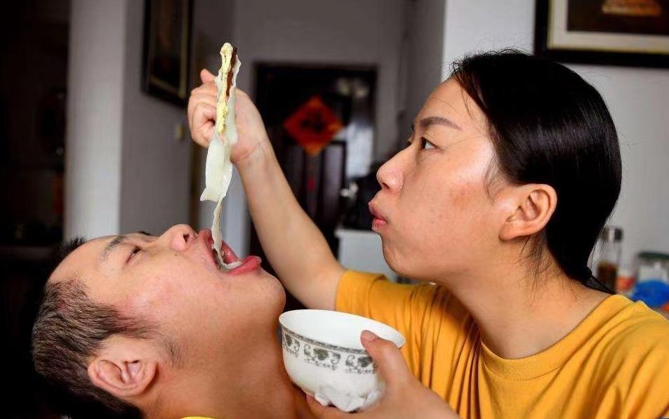 25岁女孩不恋爱不结婚,25岁女孩不结婚