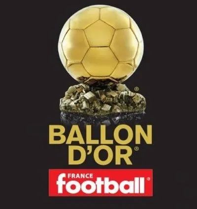 本泽马荣膺今年金球奖,本泽马伯纳乌金球奖