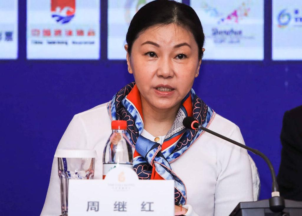 16岁全红婵获惊喜殊荣,全红婵首次夺冠新闻消息