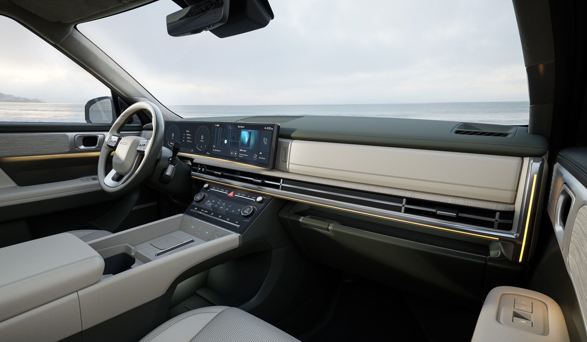 现代圣达菲新款,现代suv圣达菲老款