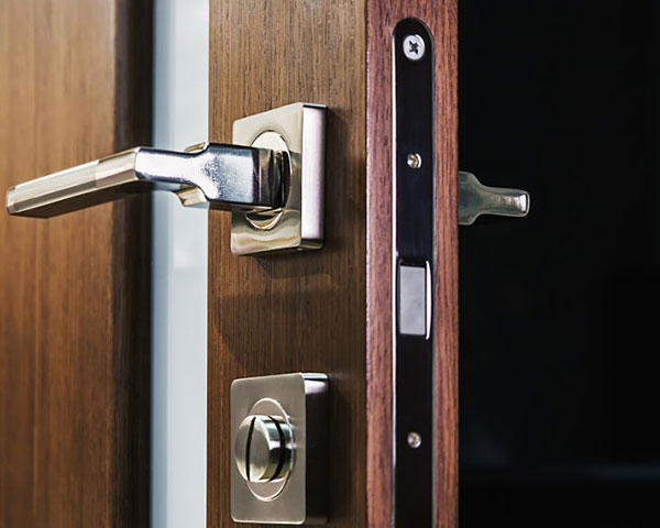 防盗门锁开锁大概多少钱,开门锁收费多少