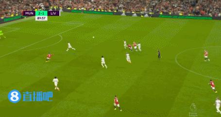 不可阻挡c罗30大献技时刻,c罗替补登场独自一人离场